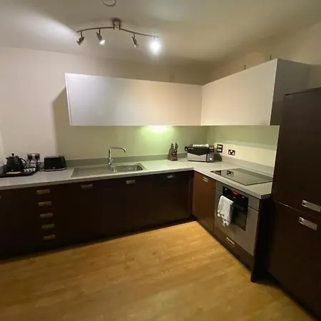 Apartment Kcs With Balcony/parking